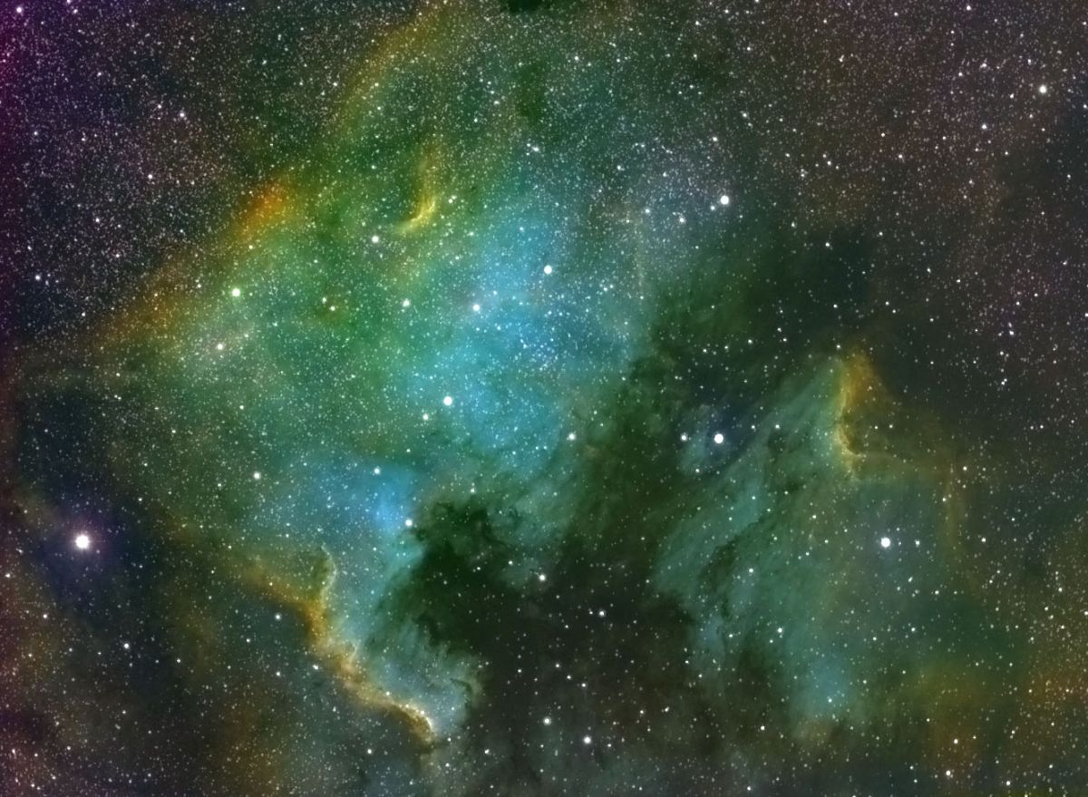 NordAmNn_R-SII_G-HaI_B-OIII_Tone_Map.jpg