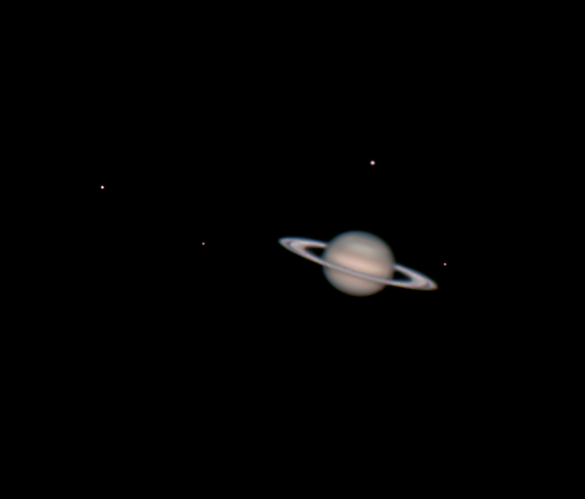 Saturn mit Monden