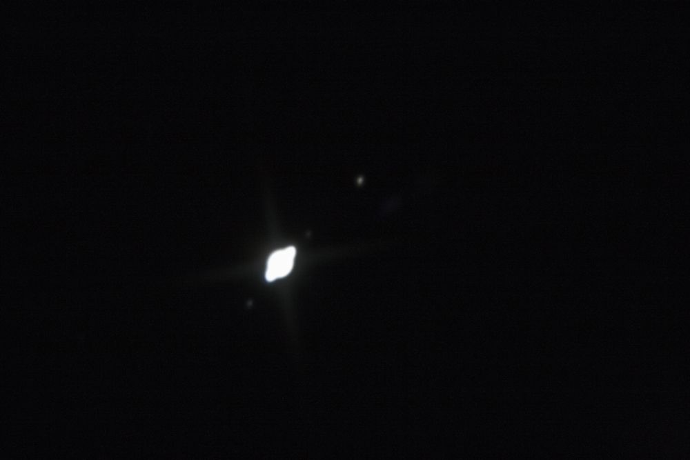 Saturn_mit_Monden_kl.jpg
