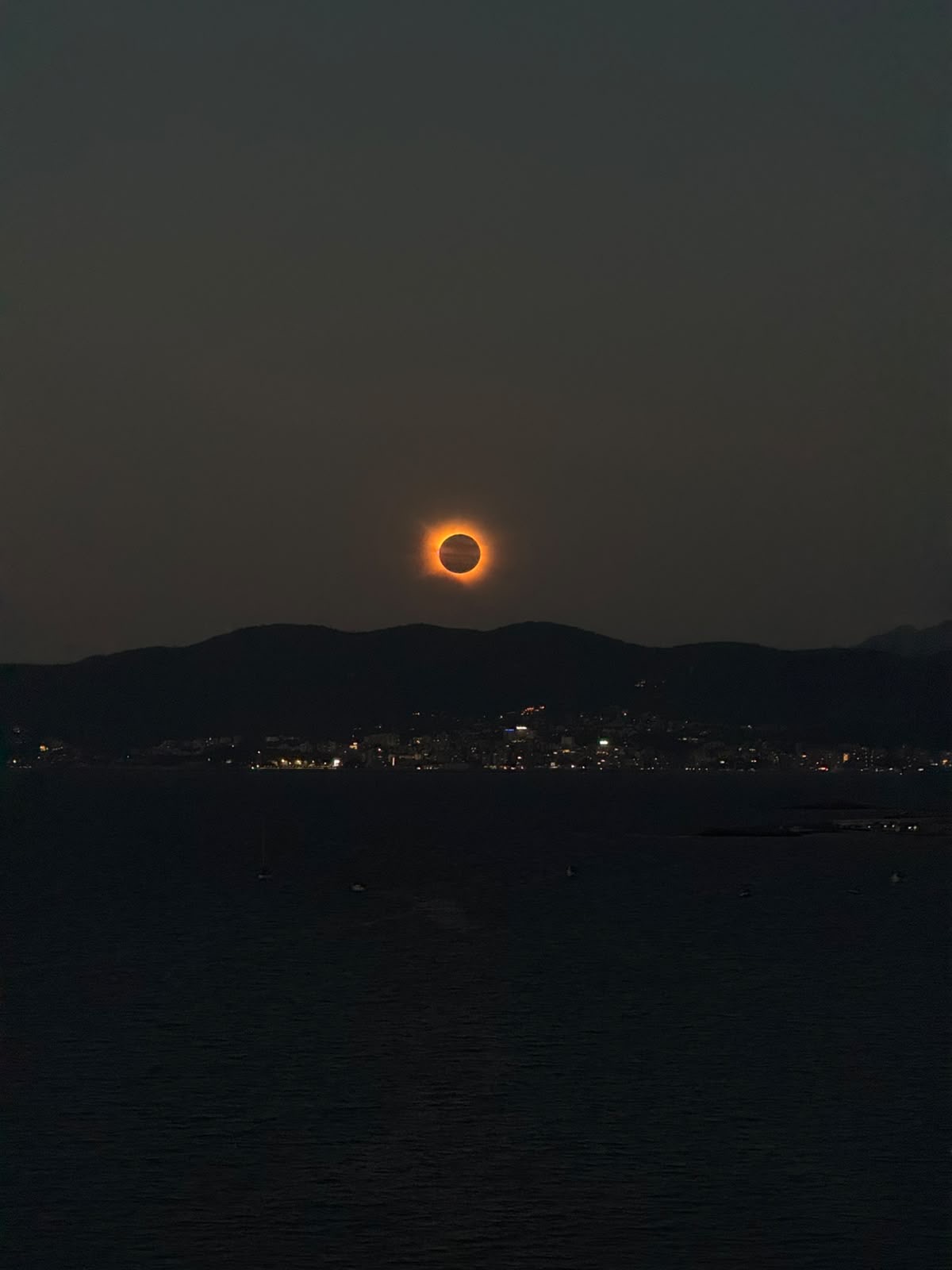 Totale Sonnenfinsternis über Spanien