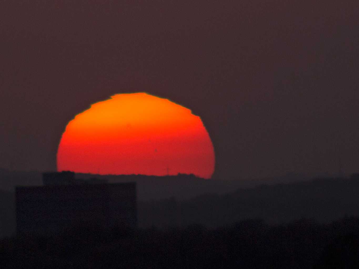 Untergehende Sonnenflecken