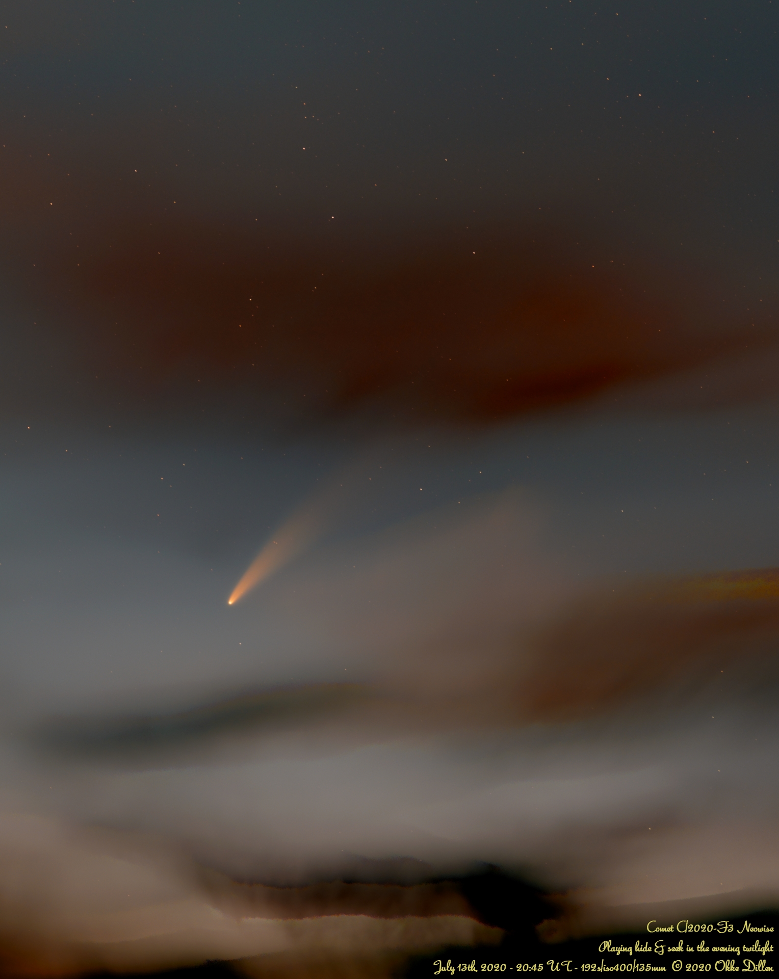 Versteckspiel mit Neo zwischen unwirklichen Wolken (H)