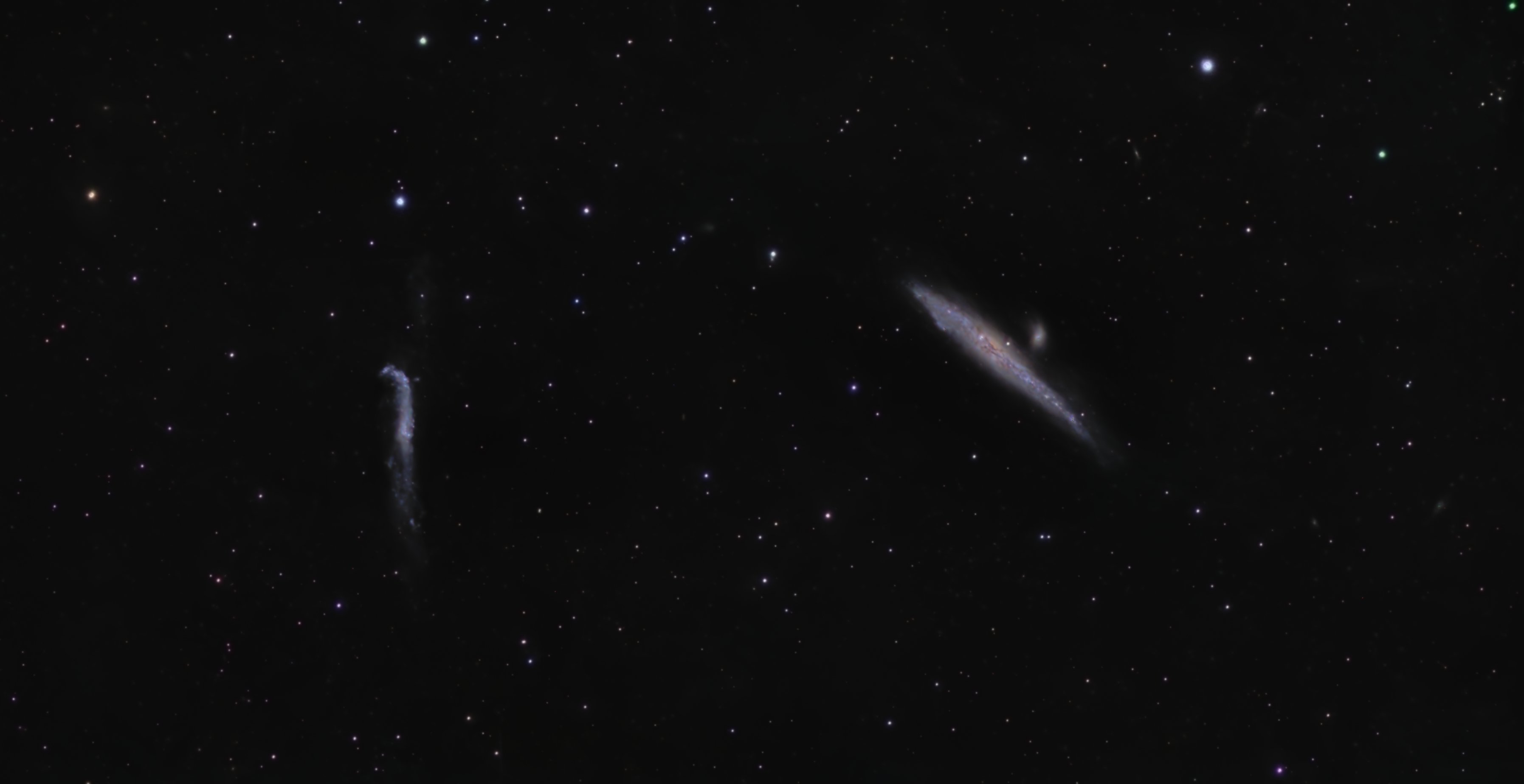 Walgalaxie und Hockeyschlägergalaxie