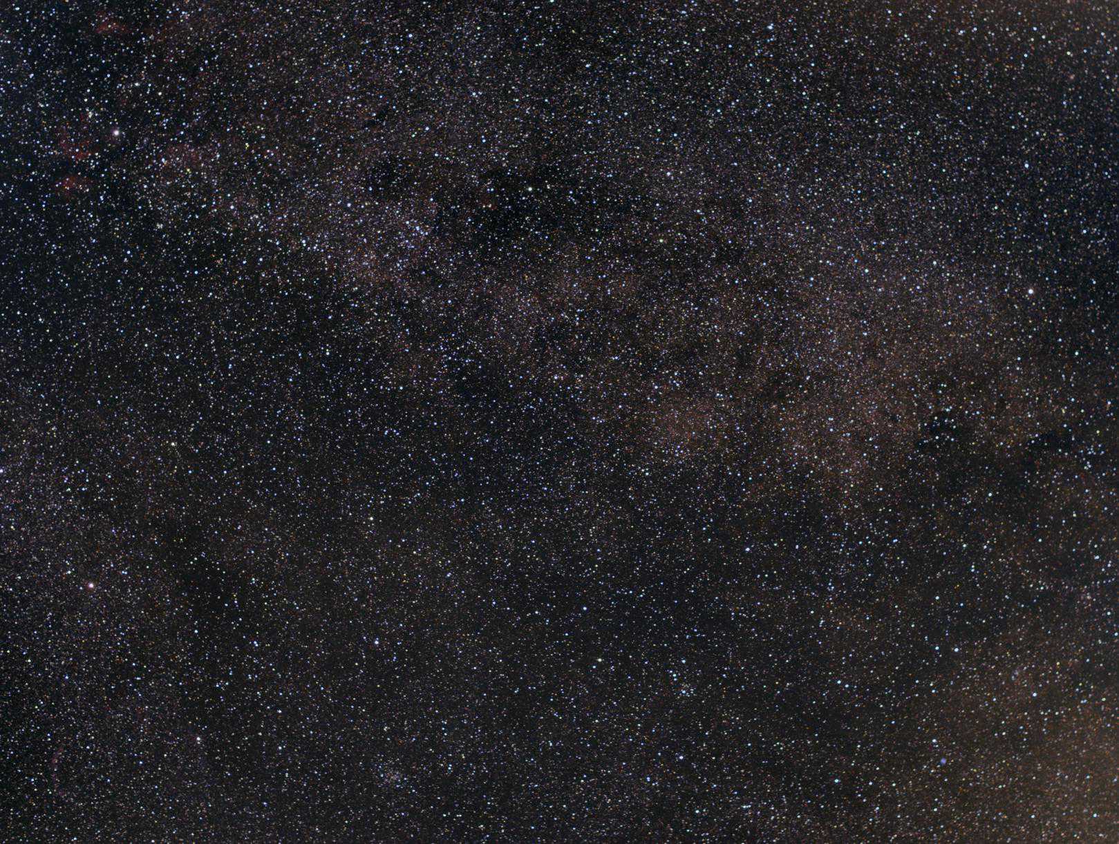 Weitfeld: Sadr, M27, Cirrusnebel
